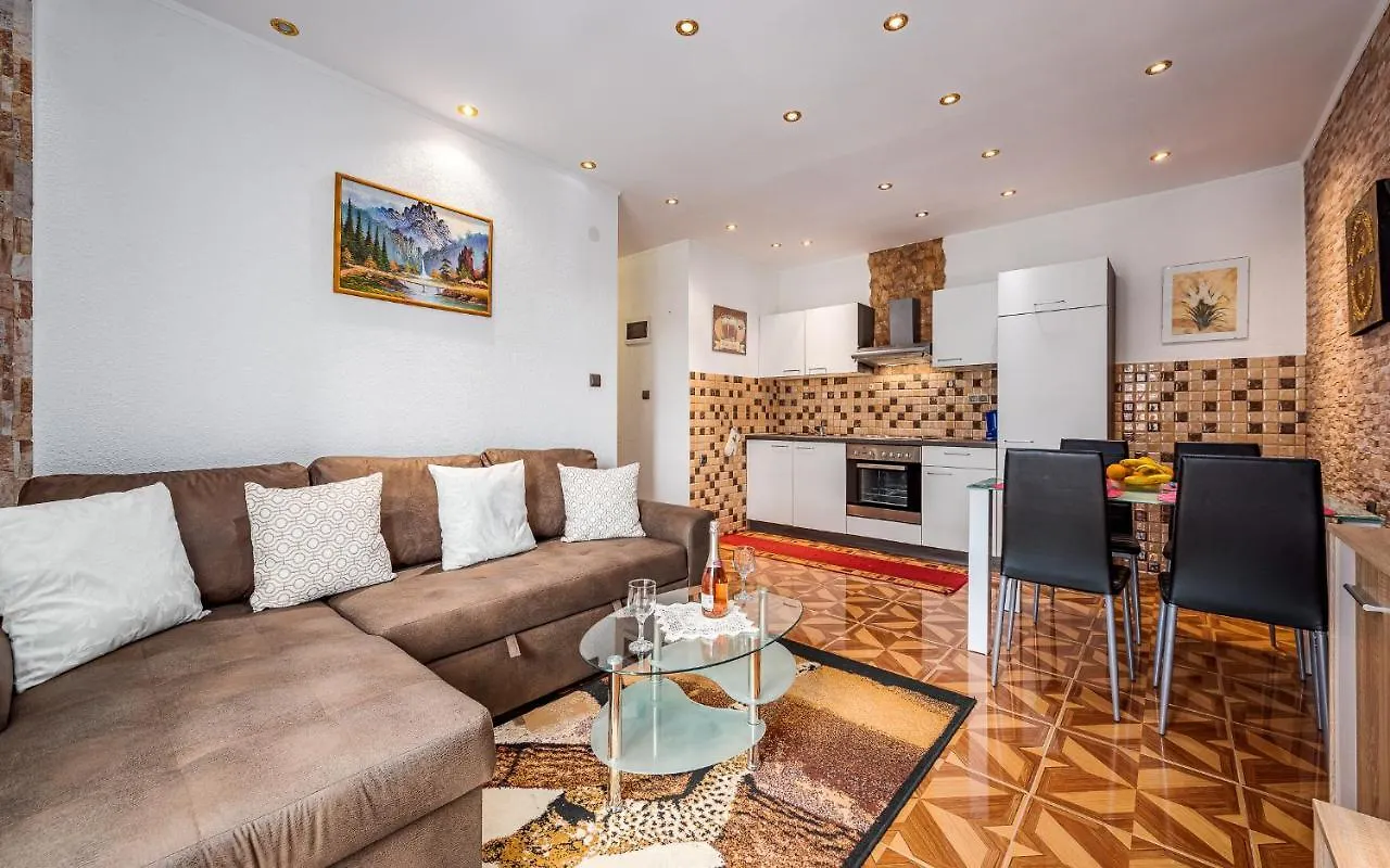 Villa Roki Umago Apartamento